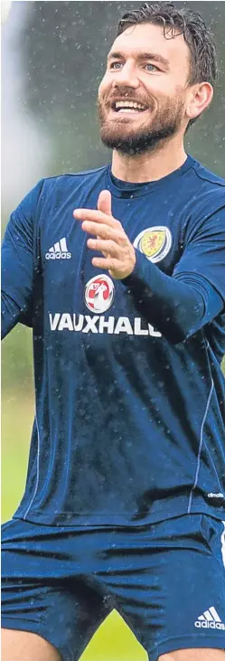  ?? Picture: SNS. ?? Robert Snodgrass was all smiles on the Scotland training ground at Mar Hall yesterday.