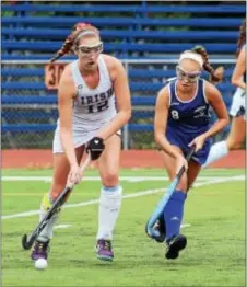  ?? GREGG SLABODA — TRENTONIAN PHOTO ?? Notre Dame’s Maggie Blundi, left, controls the ball as Princeton’s Eleanor Wilkinson defends.