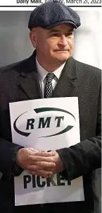  ?? ?? Pressure: Union leader Mick Lynch on an RMT picket line