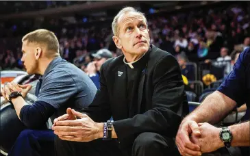  ?? SAM HOGDSON / THE NEW YORK TIMES FILE ?? “We’re accustomed to celebratin­g Masses on the road,” says Villanova team chaplain Rev. Rob Hagan about the team playing on Easter weekend. Hagan planned to travel with the Wildcats to San Antonio.