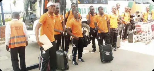  ?? Picture By GRACE CHAILE LESOETHSeA ?? Chipolopol­o squad at KKIA yesterday in readiness for depart for South Africa-