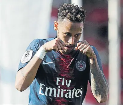  ?? FOTO: EFE ?? Neymar acabó en el PSG en verano de 2017 en una operación en la que no medió traspaso