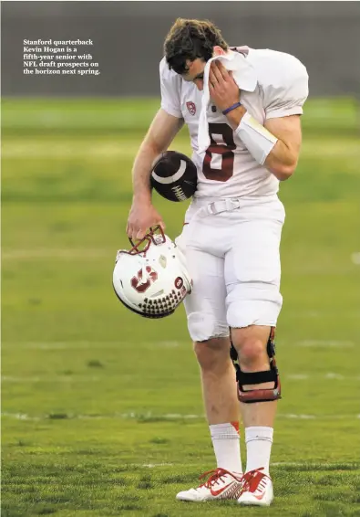  ?? Santiago Mejia / The Chronicle ?? Stanford quarterbac­k Kevin Hogan is a fifth-year senior with NFL draft prospects on the horizon next spring.