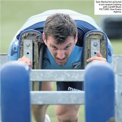  ?? PICTURE: Huw Evans Agency ?? Sam Warburton pictured in pre-season training with Cardiff Blues