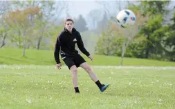  ?? J.P. ANTONACCI THE HAMILTON SPECTATOR ?? Soccer player Riley Milne took advantage of this week’s warm weather to get in some practice shots at Silver Lake Park in Port Dover.