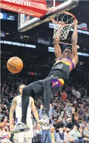  ?? USA TODAY SPORTS ?? The Suns’ Jalen Smith slam dunks the ball against the Clippers at Footprint Center in Phoenix.