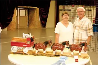  ?? NEWS PHOTO SAMANTHA JOHNSON ?? Cyril Bender’s Budweiser wagon, a project decades in the making, was named People’s Choice for the Better Living.