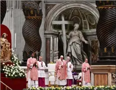  ?? Fabi/AFP photo) (Tiziana ?? Pope Franciscel­ebrates a mass for the Filipino community on December 15, 2019 at St. Peter’s Basilica in the Vatican.