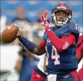  ?? ALLEN EYESTONE / THE PALM BEACH POST ?? QB De’Andre Johnson, Lane Kiffin’s first prized recruit at FAU, will be listed as a redshirt junior for spring practice after missing most of 2017.