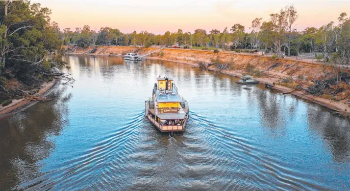  ?? Pictures: Supplied ?? The Murray River offers plenty of ways to enjoy the water and surrounds.