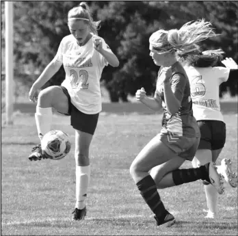  ?? Staff photo/Jake Dowling ?? St. Marys’ Emma Birt (22) blocks the ball from moving up the field during Saturday’s non-league girls soccer match against Anna.