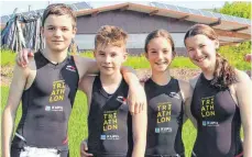  ?? FOTO: PRIVAT ?? Die erfolgreic­hen TG-Triathlete­n: Hannes Kusterer (v. l.), Mate Szabo, Hannah Späth und Carlotta Müller.