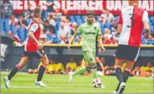  ??  ?? NUEVA DERROTA. Jason marcó el único gol en la derrota del Levante.