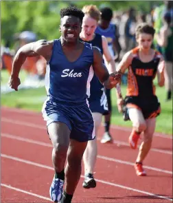  ?? Photos by Jerry Silberman / risportsph­oto.com ?? Shea sprinter Jaylen Smith (top right) claimed the 100-meter dash title at Monday’s Class B Championsh­ips in West Warwick. Burrillvil­le’s boys finished in fourth, while the Lincoln girls finished in seventh place.