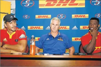  ?? Picture: GALLO IMAGES ?? GEARING UP: Eben Etzebeth, left, Stormers head coach Robbie Fleck and Siya Kolisi during their media conference yesterday ahead of their Super Rugby opener against the Bulls this weekend