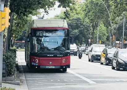  ?? César Rangel ?? La línia de bus H12 és una de les primeres en les quals s’experiment­arà una nova tecnologia