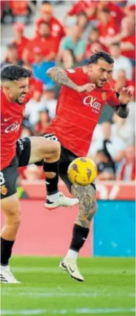  ?? // AFP ?? EL GOL DE TCHOUAMÉNI Min. 48. El medio francés chuta desde la frontal, el balón se envenena tras tropezar en Morlanes y entra por la escuadra