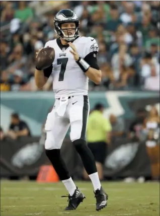  ?? MATT ROURKE — THE ASSOCIATED PRESS ?? With Carson Wentz still recovering from knee surgery and Nick Foles bothered by neck spasms, Nate Sudfeld showed Thursday night in the preseason opener against the Steelers that it would be wise for the Eagles to keep him around.