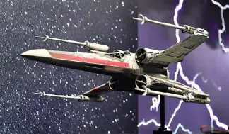  ?? ?? Photo shows the photomatch­ed 1976 Pyro X-Wing Starfighte­r model miniature from the 1977 film "Star Wars: A New Hope" AFP