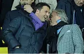  ??  ?? Cuore viola Renzi allo stadio di Firenze con Diego Della Valle