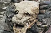  ??  ?? Menacingst­onecarving­sstandguar­doutsideof­thePyramid of the Feathered Serpent at Teotihuaca­n near Mexico City.