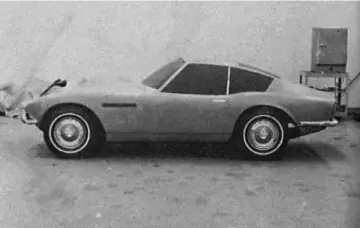  ??  ?? Right: A prototype hardtop version of the Goertz 2000GT looking very like a 240Z