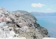  ??  ?? Popular summer destinatio­ns in the Cyclades such as Santorini are drawing the interest of potential buyers from the United Arab Emirates.