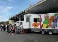  ??  ?? A new state-of-the-art mobile dental unit has joined Midcentral DHB’S fleet, and is set to spread healthy grins throughout the district.