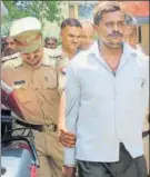  ?? PTI FILE ?? Businessma­n Moninder Singh Pandher and Prime accused Surinder Koli (right) were held guilty by the CBI court in Ghaziabad on Thursday.