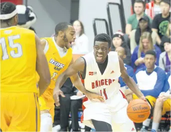  ?? SUPPLIED PHOTO ?? Brock's Johneil Simpson, shown driving the ball against Ryerson in this file photo, scored a game-high 27 points to lead the Badgers past Western in men's university basketball Wednesday night in London, Ont.