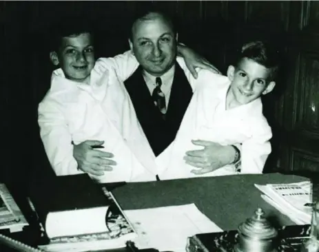  ?? HARPER COLLINS ?? Sam Bronfman with sons Edgar, left, and Charles in 1937. In Distilled, Charles writes that he “was not expected to do that well” compared to his siblings.