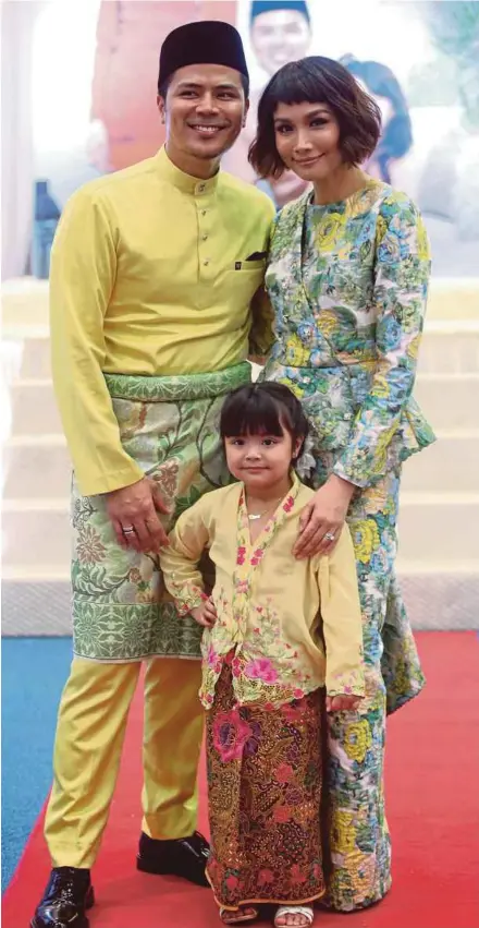  ?? [ FOTO NUR ADIBAH AHMAD IZAM / BH ] ?? Scha bersama Awal dan Lara Alana.