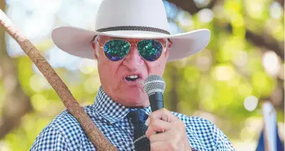  ?? ?? Kennedy MP Bob Katter’s proposal to arm children with rifles has received a mixed response. Picture: Brendan Radke