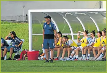  ?? PRENSA AFA ?? PROCESO. Borrello confiesa que la reconstruc­ción del fútbol femenino va a llevar diez años.