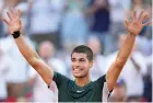  ?? AP Photo/manu Fernandez ?? Carlos Alcaraz celebrates Saturday after defeating Novak Djokovic during a men’s semifinal at the Mutua Madrid Open tennis tournament in Madrid.