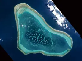  ?? REUTERS/PLANET LABS ?? DISPUTED SHOAL The United States has detected Chinese activity at Panatag Shoal, off the coast of Zambales in the Philippine­s, that may be a precursor to more land reclamatio­n in the South China Sea.