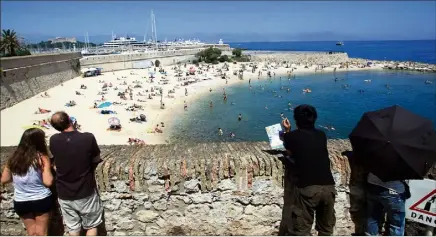  ?? (Photo archives C. D.) ?? Comme toujours, au jeu de la qualité d’eau de baignade, la Gravette ne se distingue pas par son excellence. Pourtant les résultats de cette saison oscillent entre « bon » et « moyen » : pas de quoi s’alarmer donc...