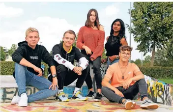  ?? FOTO: JU ?? Das Leitungste­am der Jungen Union in Jüchen: (v.l.) Justin Krönauer, Malte Wessel, Jil Semmel, Raveena Babu und Sven Reimann. Die JU hat zurzeit 50 Mitglieder.