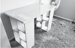  ?? MEGAN FRY ?? Megan Fry built a desk with items from Ikea and Amazon for just over $ 110.