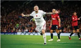  ?? MB Media/Getty Images ?? Mauro Icardi after his late goal gave Galatasara­y a 3-2 victory at Old Trafford. Photograph: