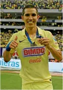  ??  ?? Molina levantó el título de Liga en dos ocasiones como jugador de las Águilas.