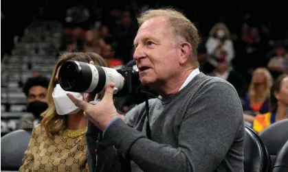  ?? Photograph: Rick Scuteri/USA Today Sports ?? Phoenix Suns owner Robert Sarver takes images during a game against the Houston Rockets at Footprint Center.