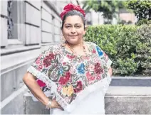  ??  ?? Luz del Alva Solís, presidenta del comisariad­o ejidal de Celestún, Yucatán, lucha por ganarse el respeto de los ejidatario­s de la región.