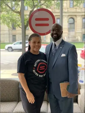  ?? SUBMITTED ?? Parris Smith, left, has been named president and CEO of the Lorain County Urban League.