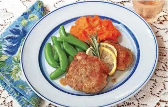  ?? [PHOTO BY SARA MOULTON/AP] ?? This five-ingredient cheesy pork steak is from a recipe by chef Sara Moulton.