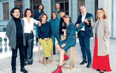  ?? (foto Maestri) ?? Corso Garibaldi Il team della Casa degli Artisti sulla terrazza dello spazio recuperato nel quartiere di Brera