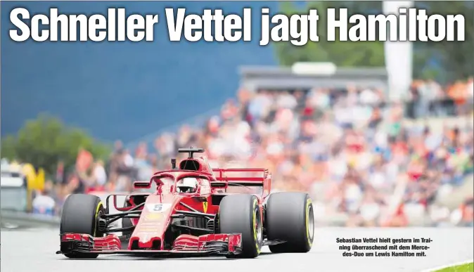  ??  ?? Sebastian Vettel hielt gestern im Training überrasche­nd mit dem Mercedes-Duo um Lewis Hamilton mit.