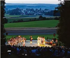  ?? Foto: Marcus Merk ?? Die malerisch gelegene Anhauser Freilichtb­ühne ist bei guten Wetter auch heuer wie der Schauplatz eines Open Air Theaterstü­cks des Eukitea.