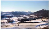  ??  ?? The Spey valley and Newtonmore from Creag Bheag.