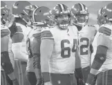 ?? AP FILE ?? Browns center JC Tretter (64), president of the players’ union, tested positive for COVID-19 on Thursday. Tretter says he has received the vaccine booster.